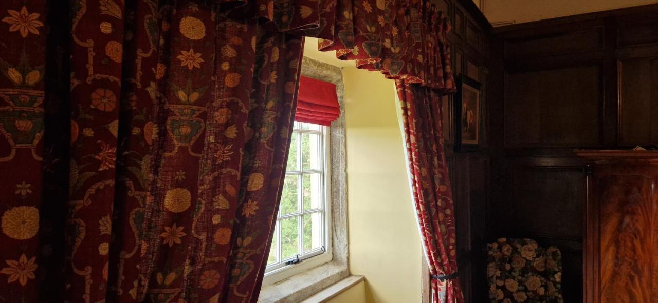 Braithwaite Hall Bed & Breakfast Middleham Exterior photo